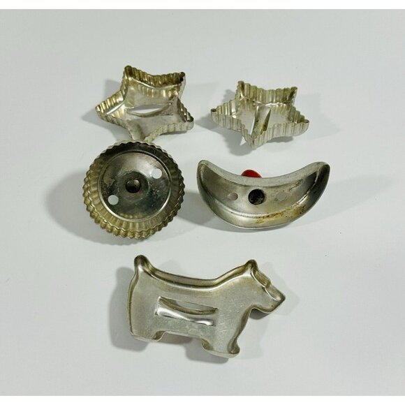 Cookie Cutters Vintage Metal Aluminum Biscuit Cutter Two Stars Moon Scotty Dog - Picture 2 of 8